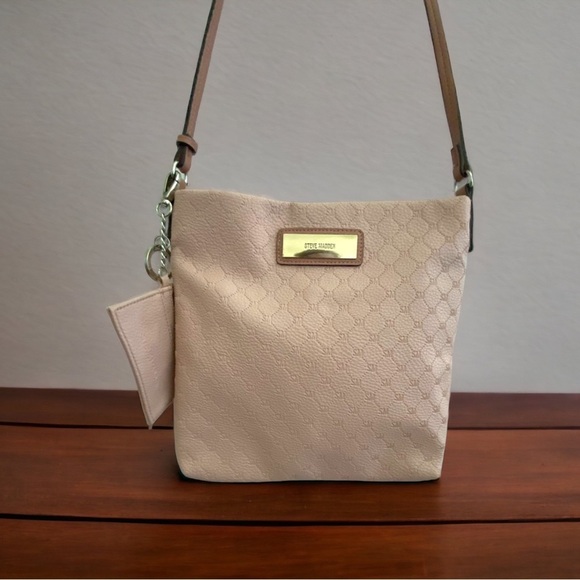 🔥CLEARANCE🔥Steve Madden Crossbody Bag - Picture 2 of 9